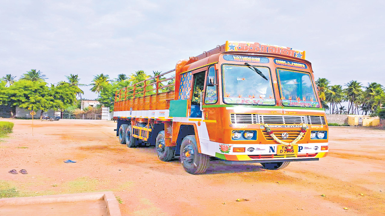 పన్నులు పెంచితే  పొరుగు రాష్ట్రాలకే