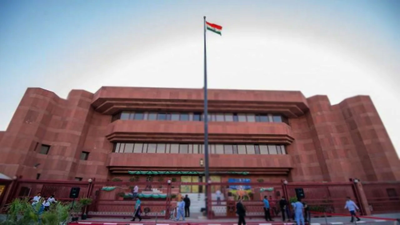 Indian Embassy: భారతీయ ఇంజనీర్లకు మరో ఛాన్స్.. గడువు పొడిగించిన ఎంబసీ