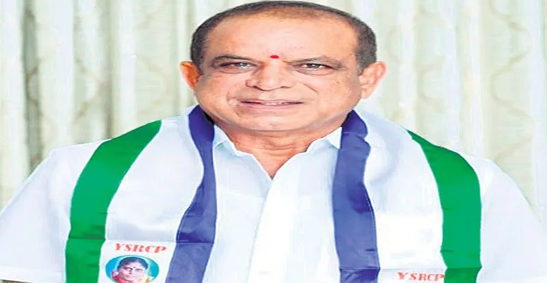 ఎలమంచిలిలో దమ్మున్న మగాళ్లు లేరా?