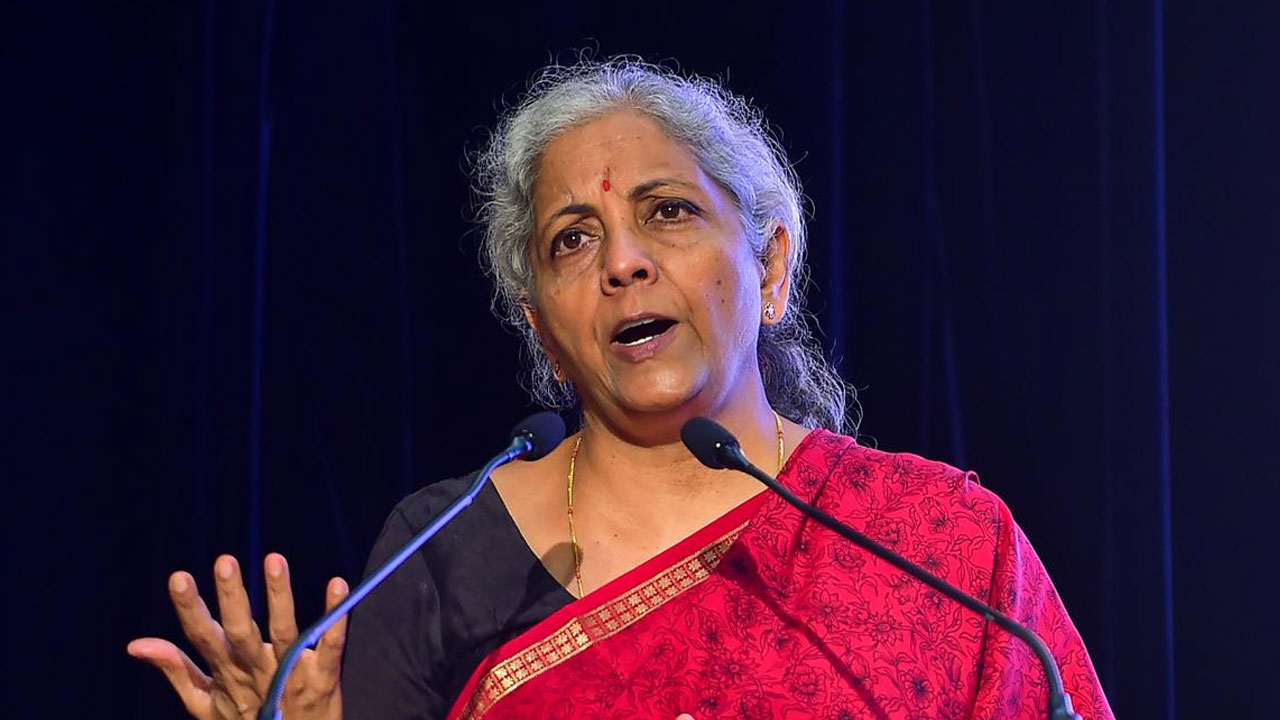 Nirmala Sitharaman Budget Speech: అప్పుడలా.. ఇప్పుడిలా!