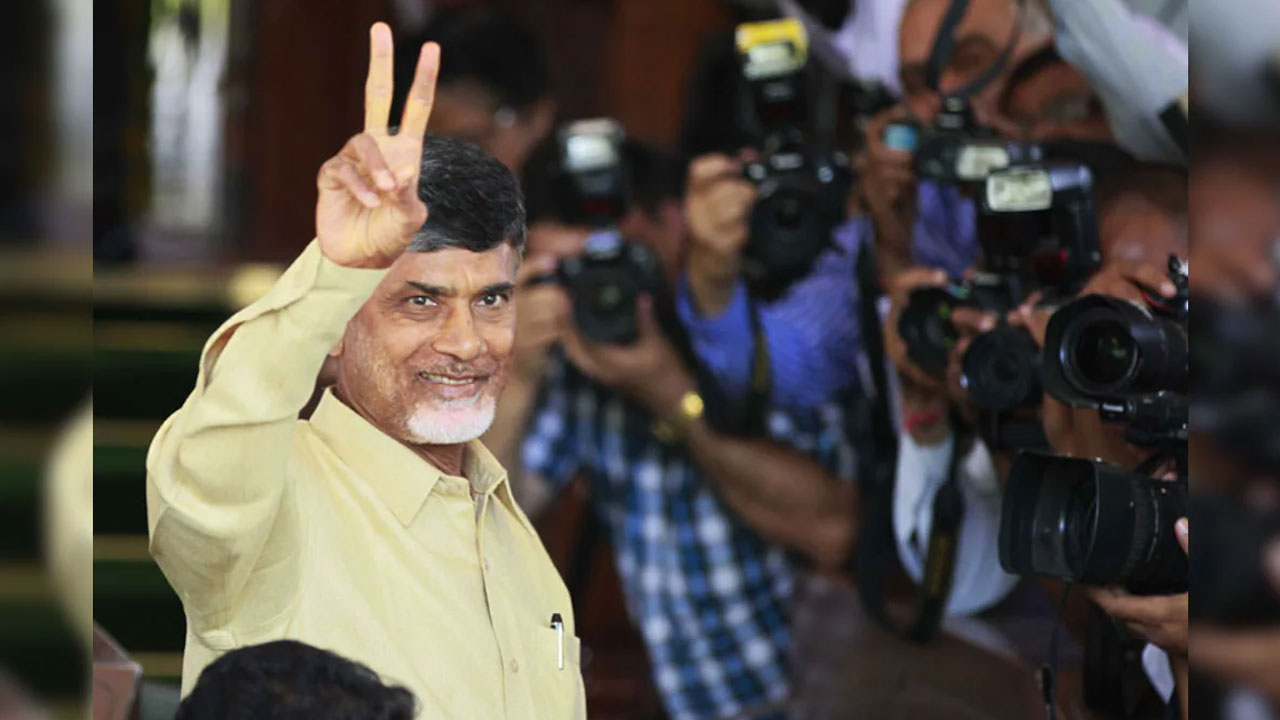 Chandrababu: కొత్త ఏడాది వేళ సత్సంకల్పంతో ముందుకెళ్దాం