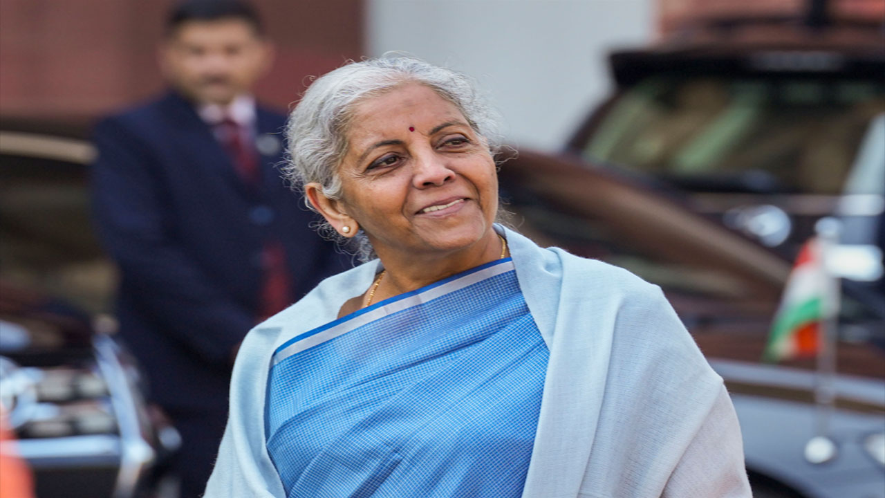 Union Finance Minister Nirmala Sitharaman : భారత మార్కెట్‌కు ఢోకా లేదు