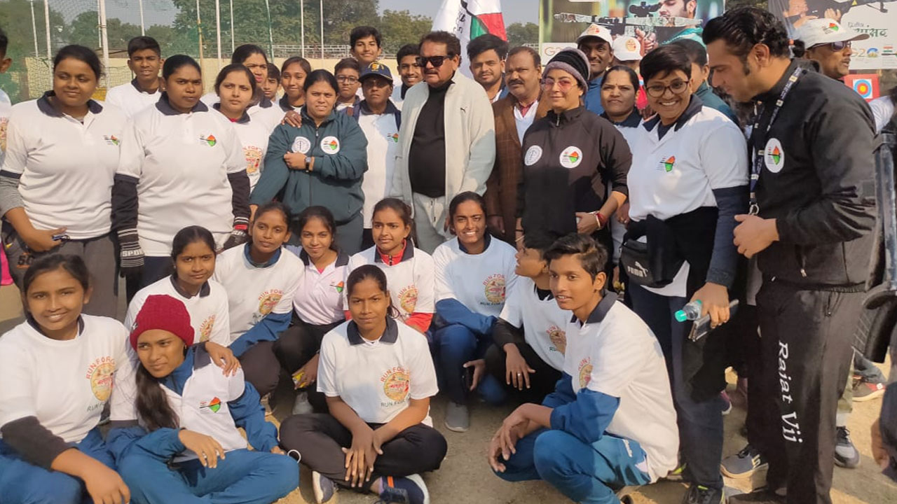 Crossbow: ద్వితీయ సంసద్ ఖేల్ స్పర్ధాలో పాల్గొన్న తెలంగాణ క్రాస్‌బో టీమ్.. 21 మెడల్స్ కైవశం