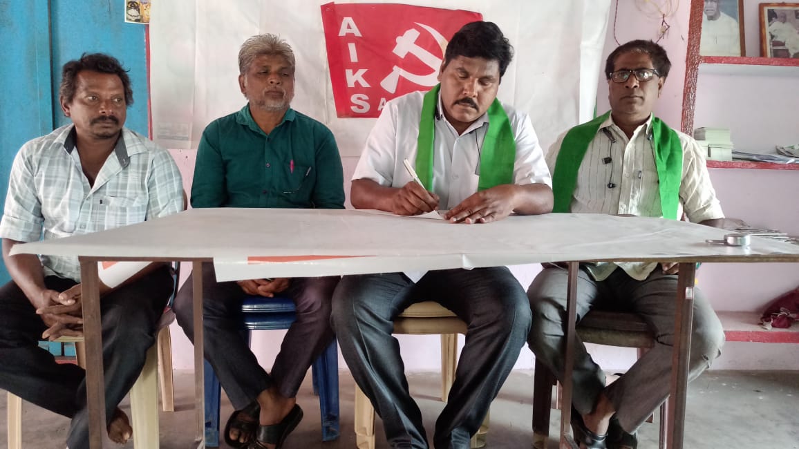 కాటన్ కార్పోరేషన్ ఆఫ్ ఇండియా (సిసిఐ)ను మూసివేసేందుకు కేంద్ర ప్రభుత్వం కుట్ర..