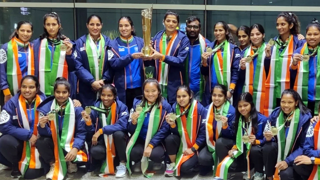 Indian Women’s Hockey Team: విమెన్స్ నేషన్ కప్ హాకీ విజేత ఇండియా.. గ్రాండ్ వెల్కమ్