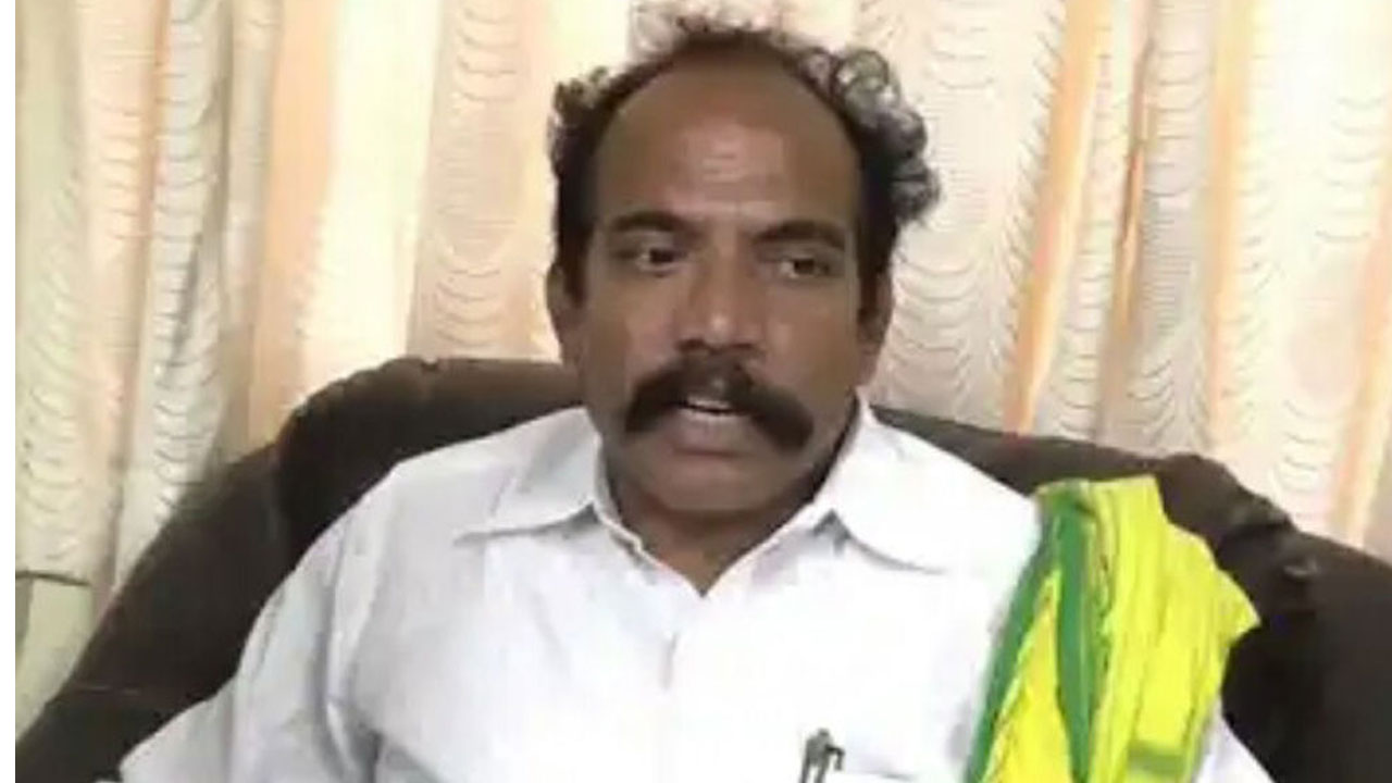 KS Jawahar: ‘కోడికత్తి బాధితుడికి ఎప్పుడు విముక్తి జగన్?’