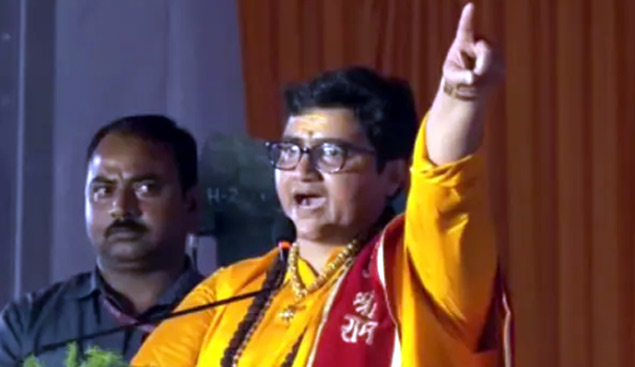 Pragya Thakur: ఇళ్లల్లో కత్తులు ఉంచుకోండి...బీజేపీ ఎంపీ సంచలన వ్యాఖ్యలు