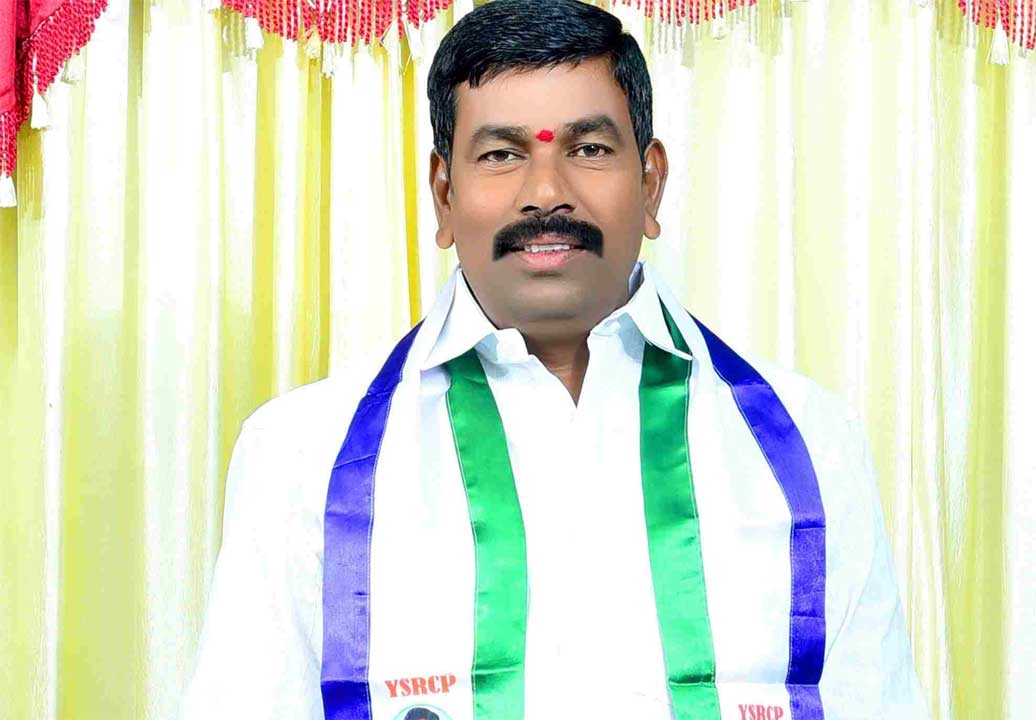 Kurnool Dist.: మంత్రి గుమ్మనూరు భిక్ష నాకు అవసరం లేదు: జడ్పీటీసీ విరుపాక్షి