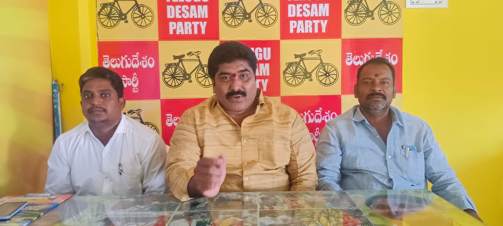 వివేకా హత్య కేసులో నేరస్తులను అరెస్టు చేయాలి