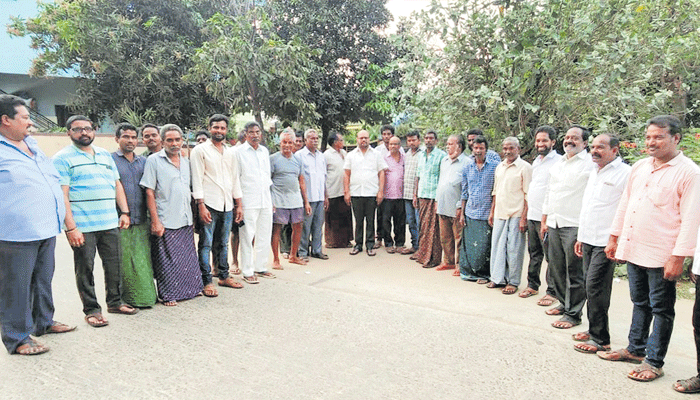 యూరియా, డీఏపీ కొరతతో ఇబ్బందులు 