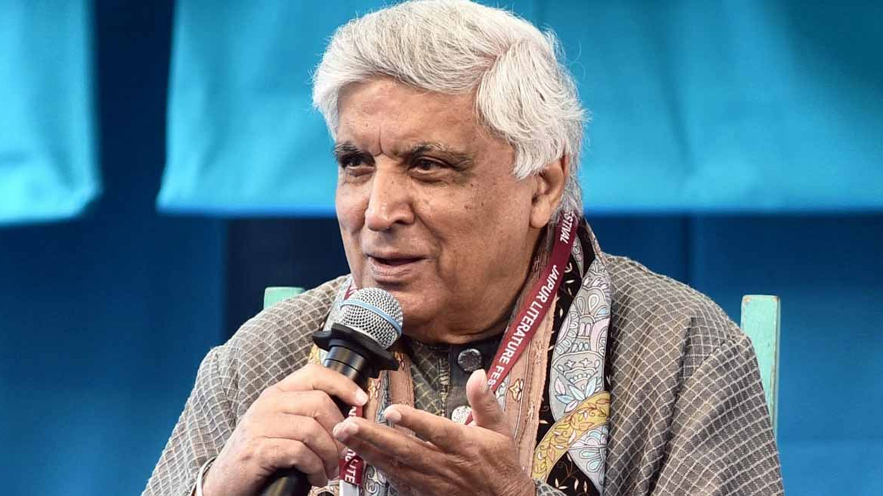 Javed Akhtar: పాక్‌ గడ్డపైనే.. ఆ దేశాన్ని దునుమాడిన జావేద్‌ అఖ్తర్‌