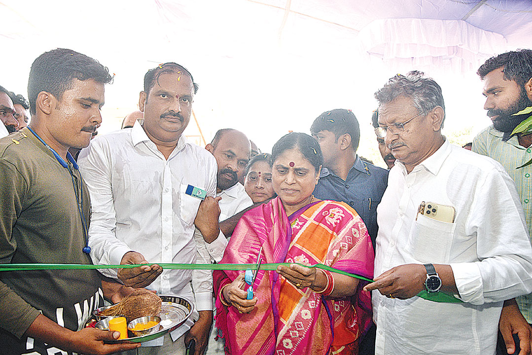 పాలేరులో షర్మిలను భారీ మెజారిటీతో గెలిపించాలి