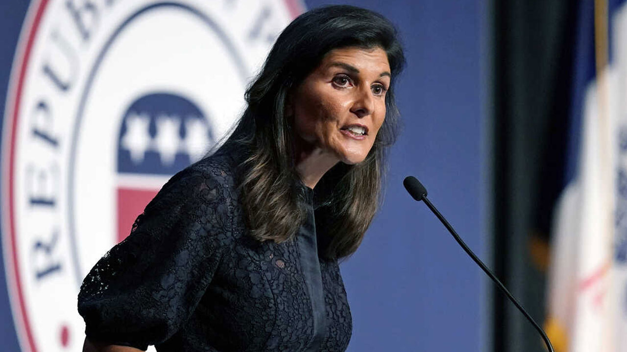 Nikki Haley: అమెరికా అధ్యక్ష బరిలో భారతీయురాలు.. ఆదిలోనే ట్రంప్‌కు భారీ షాక్‌!