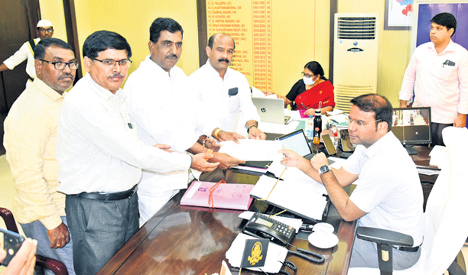 ఎమ్మెల్సీ నామినేషన్లు మొదలు | MLC nominations begin