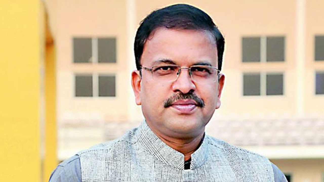 JD Lakshminarayana: రాజకీయ భవిష్యత్తుపై జేడీ లక్ష్మీనారాయణ క్లారిటీ