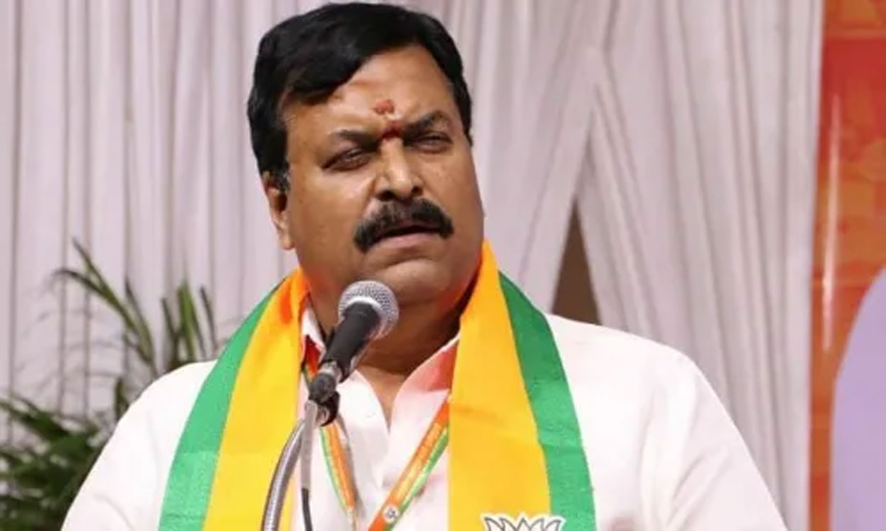 Ponguleti Sudhakar Reddy: బూత్‌ కమిటీల ఏర్పాటులో అలసత్వం వద్దు