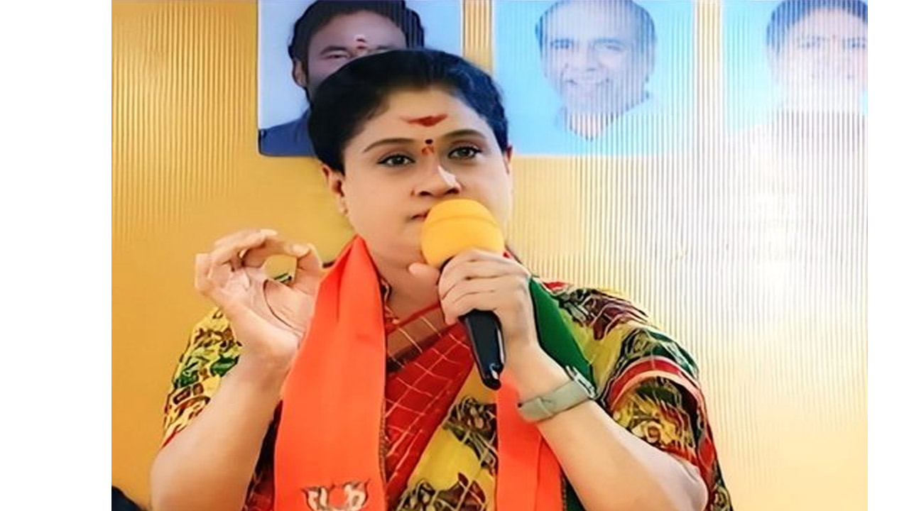 Vijayashanti: ఆమ్ ఆద్మీకి లంచాల బురద ఇమేజి తెచ్చింది కేసీఆరే..!