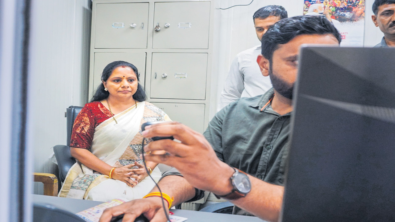 MLC KAVITHA: ఢిల్లీ లిక్కర్‌ వ్యాపారంతో సంబంధమేంటి?