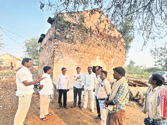 పొగాకు బ్యారన్‌ దగ్ధం