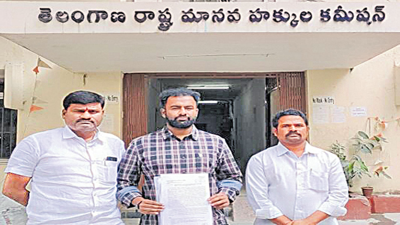 ఎంపీ వెంకటరెడ్డి నుంచి రక్షణ కల్పించండి 