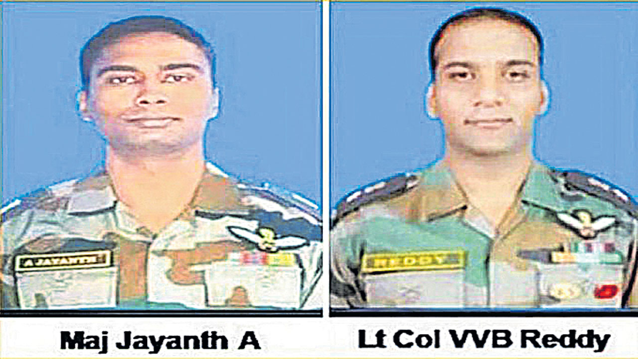 Brigadier Ravi Reddy Army Helicopter : అరుణాచల్లో కుప్పకూలిన ఆర్మీ హెలికాప్టర్ | Crashed ...