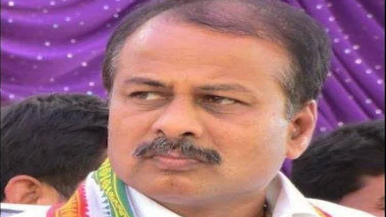 Karnataka: కర్ణాటక కాంగ్రెస్ వర్కింగ్ ప్రెసిడెంట్ ధ్రువనారాయణ్‌కు గుండెపోటు