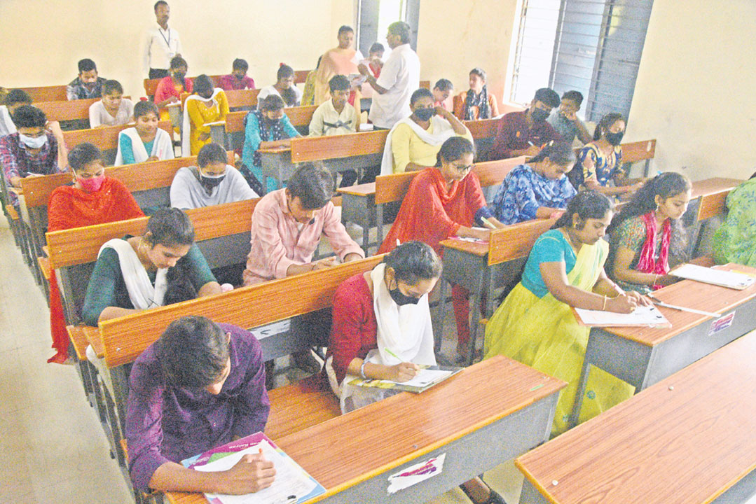 ఇంటర్‌ పరీక్షలు షురూ | Inter exams have started