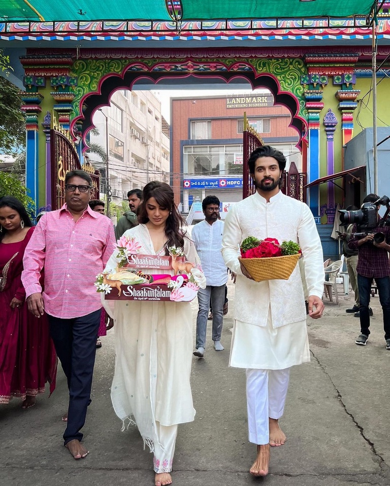 Samantha At Peddamma Temple: జూబ్లీహిల్స్ పెద్దమ్మ తల్లిని దర్శించుకున్న సినీ నటి సమంత