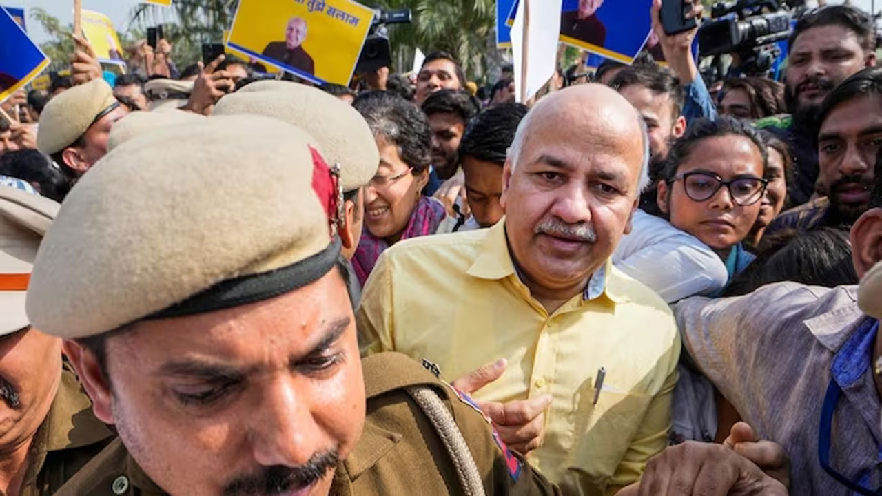 Manish Sisodia: బీజేపీపై విరుచుకుపడ్డ మనీష్ సిసోడియా...జైలు నుంచి తాజా ట్వీట్