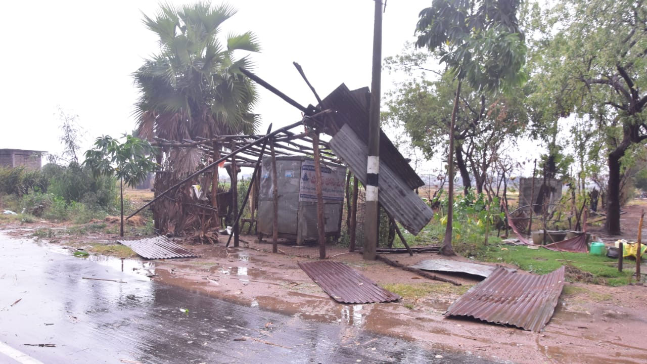 Rain: ఉమ్మడి రంగారెడ్డి జిల్లాను వణికించిన వర్షం