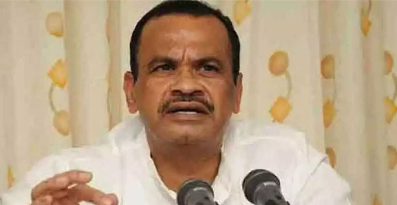 Komati Reddy Venkat Reddy: ఆర్‌ఆర్‌ఆర్‌ అలైన్‌మెంట్‌ మార్చాలి: ఎంపీ కోమటిరెడ్డి 