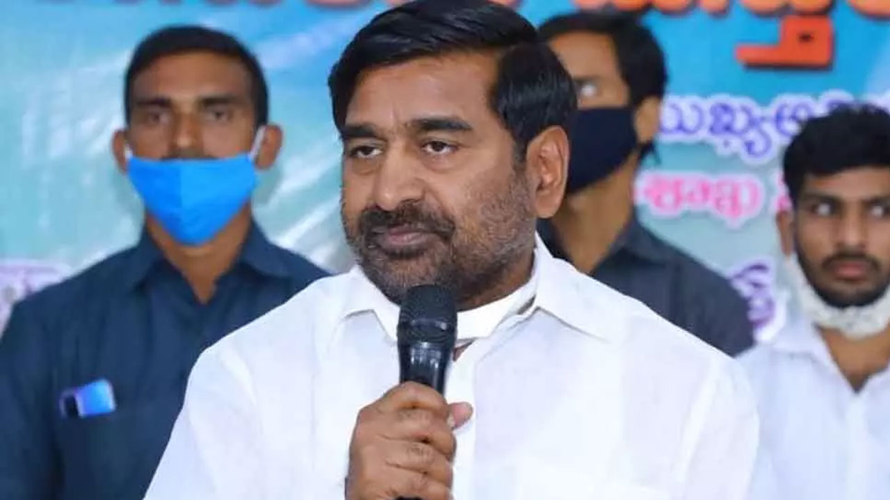 Jagadish Reddy: ‘కవితకు నోటీసులు మోదీ ప్రభుత్వ దుర్మార్గాలకు పరాకాష్ట’