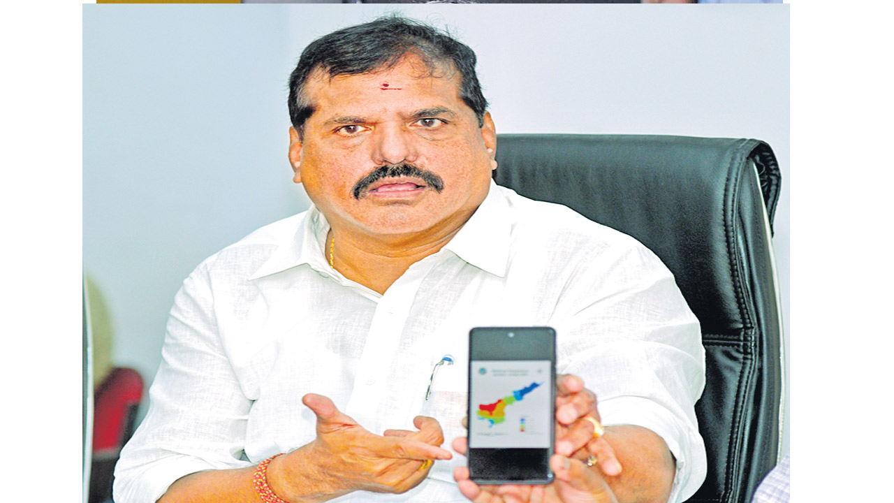 Minister Botsa Satyanarayana: రూ.లక్షల కోట్లు తెచ్చి   అమరావతి   గోతుల్లో   పోయాలా?