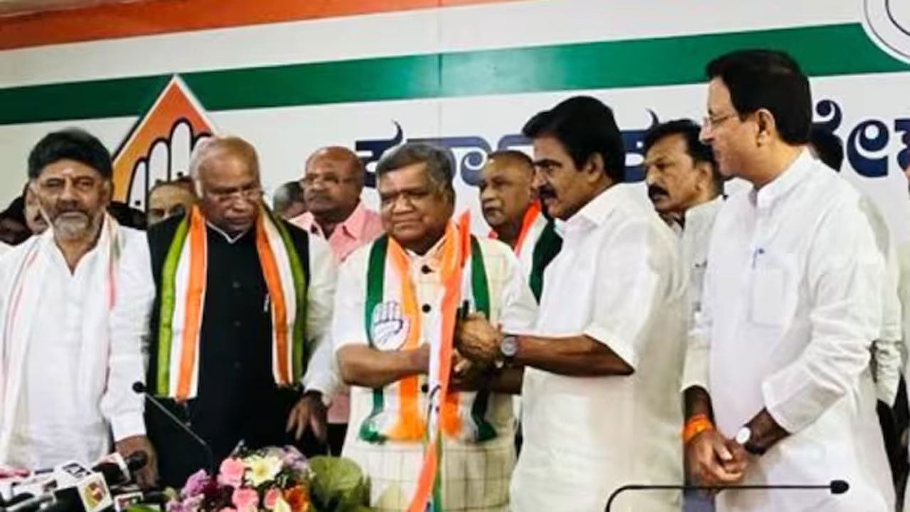 Karnataka: మనస్ఫూర్తిగా కాంగ్రెస్ చేరుతున్నా...మాజీ సీఎం జగదీష్ షెట్టార్