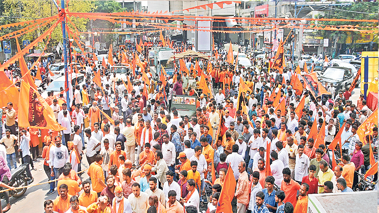 కన్నుల పండువగా హనుమాన్‌ శోభాయాత్ర