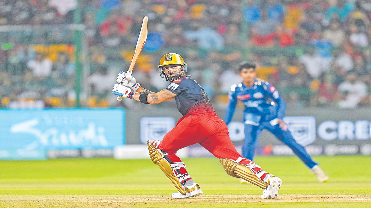 RCB vs MI : అదరగొట్టిన కోహ్లీ, డుప్లెసి