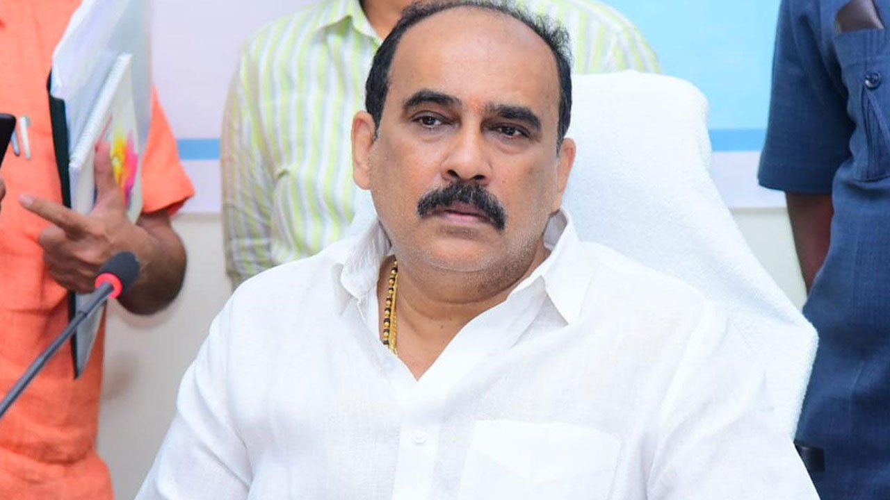 Balineni Srinivas: జగన్ పర్యటనకు వచ్చి.. వెంటనే వెనుదిరిగిన బాలినేని.. అసలేం జరిగిందంటే..