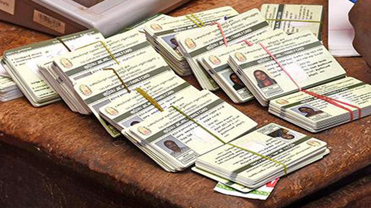 Understanding Ration Card Ration cards: ఇక ఇళ్ళ వద్దకే రేషన్ కార్డులు | Ration cards: Ration ...