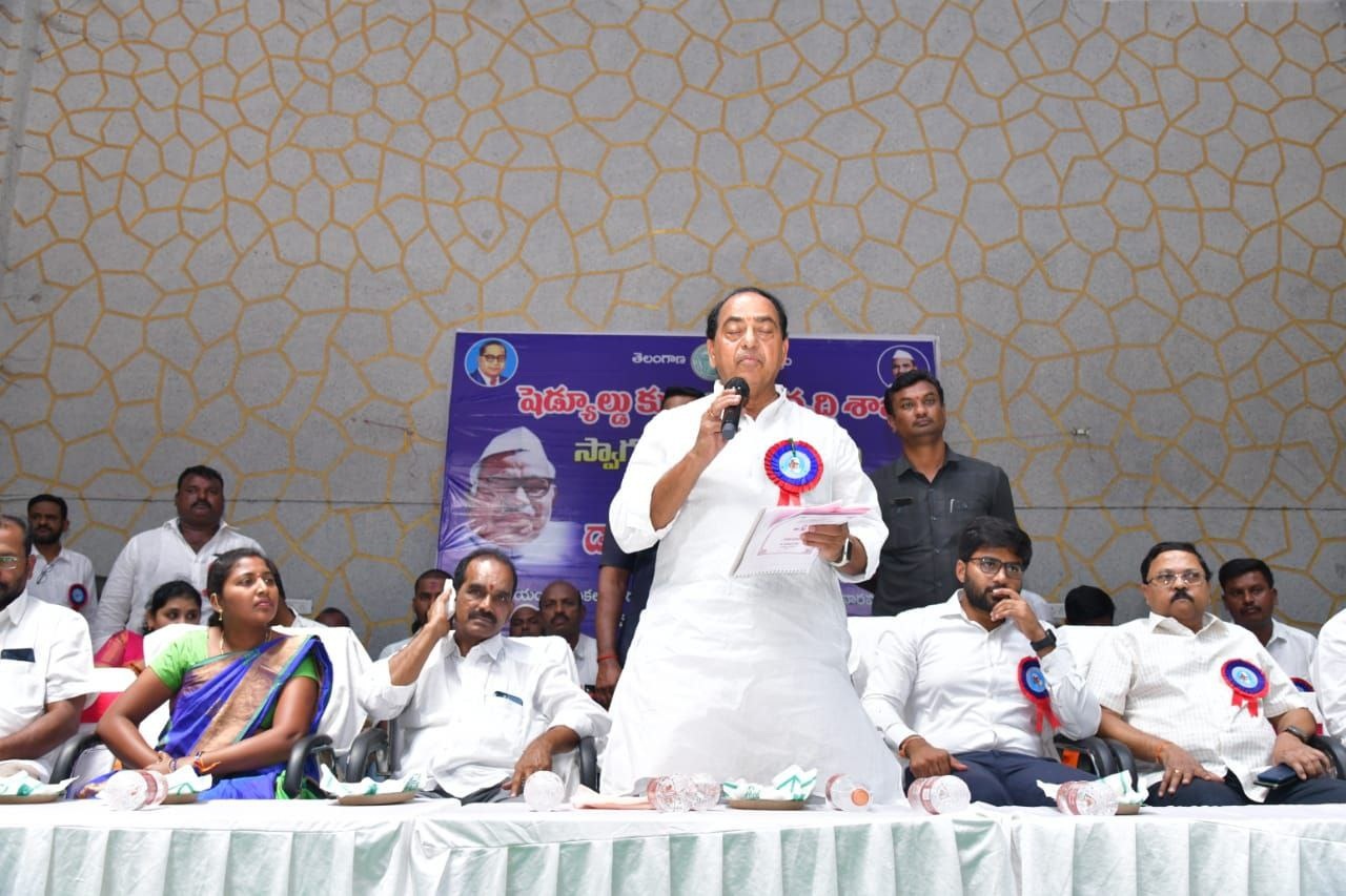 గడప గడపకూ ప్రభుత్వ సంక్షేమ పథకాలు : మంత్రి ఐకే రెడ్డి