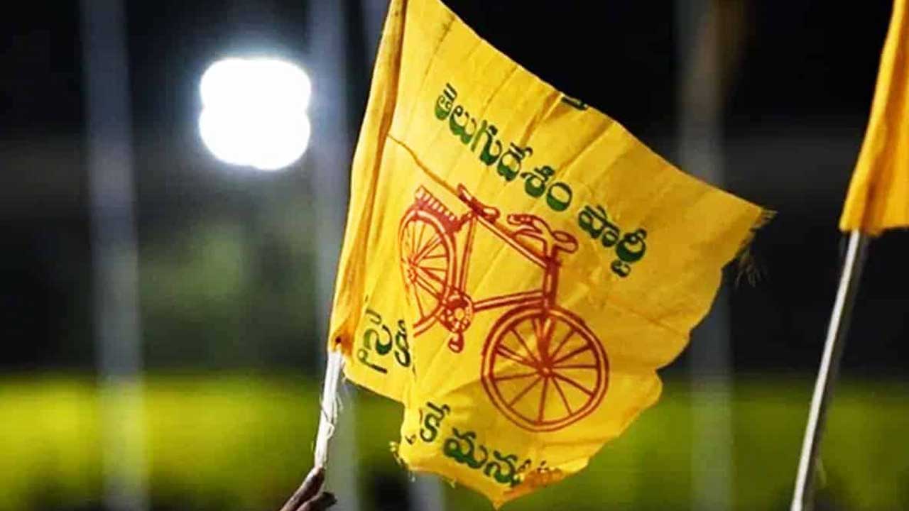 AP MLC Results: ఉత్తరాంధ్ర పట్టభద్రుల ఎమ్మెల్సీ ఓట్ల లెక్కింపులో టీడీపీ ముందంజ