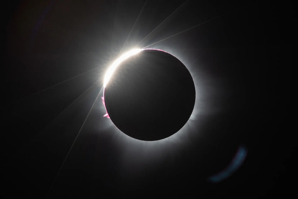  Solar Eclipse 2023: ముగిసిన సూర్య గ్రహణం.. మన దేశంలో కనిపించదు.. ఇలాగైనా చూడండి..
