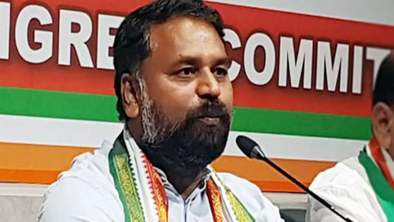 Congress: ఈటల భాగ్యలక్ష్మి ఆలయానికి రాకుంటే...: అద్దంకి