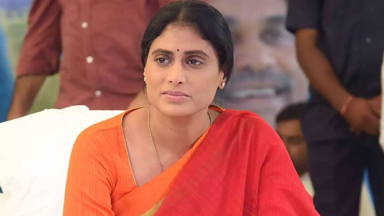 YS Sharmila: చంచల్‌గూడ జైలు నుంచి షర్మిల విడుదల