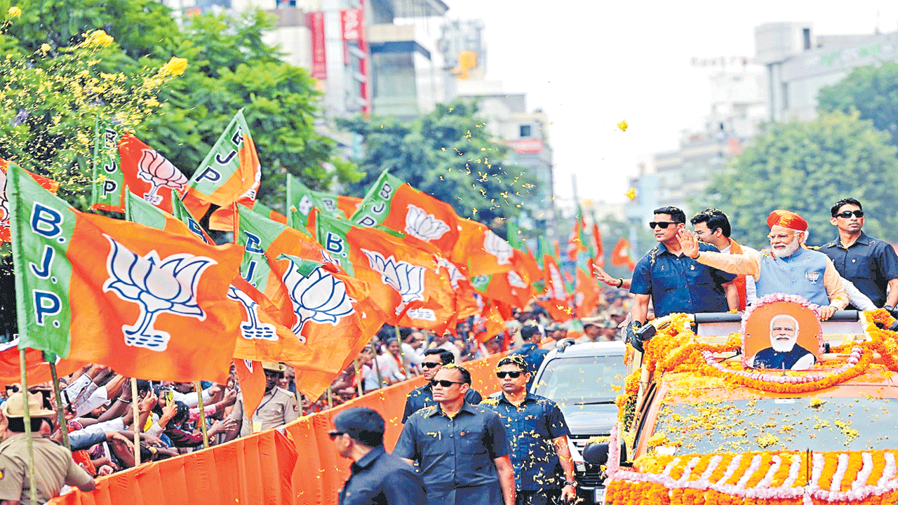 PM MODI: బీజేపీ  పక్షాన  ప్రజలే పోరాడుతున్నారు