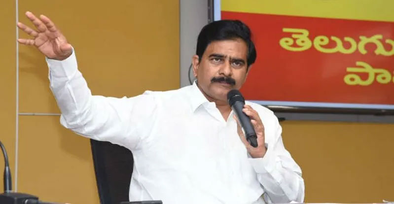 Ap News: తడిసిన ధాన్యం కొనాలని ఉమా రాస్తారోకో 