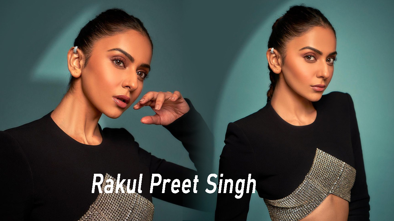 Rakul Preet Singh: లేటెస్ట్ ఫొటో షూట్‌తో సోషల్ మీడియాను షేక్ చేస్తోన్న రకుల్..!