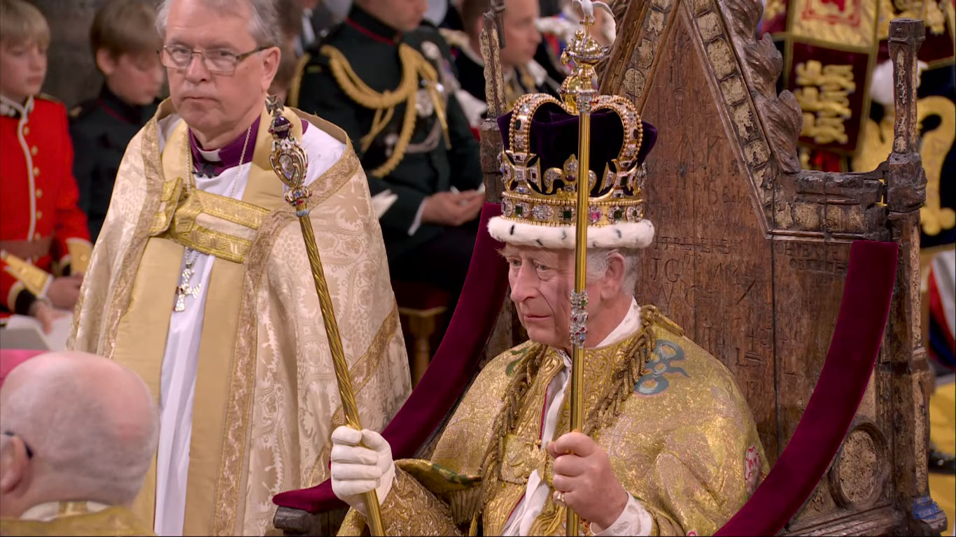 King Charles III Coronation: బ్రిటన్ రాచరిక చరిత్రలో కీలక ఘట్టం.. చక్రవర్తిగా చార్లెస్-3 పట్టాభిషేకం