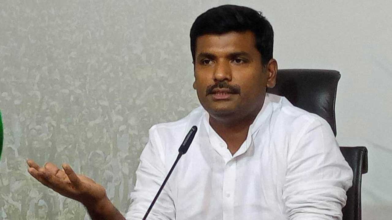 YCP Minister: రజనీకాంత్ సూపర్‌స్టార్‌ అంటూనే మంత్రి అమర్నాథ్‌ కీలక వ్యాఖ్యలు