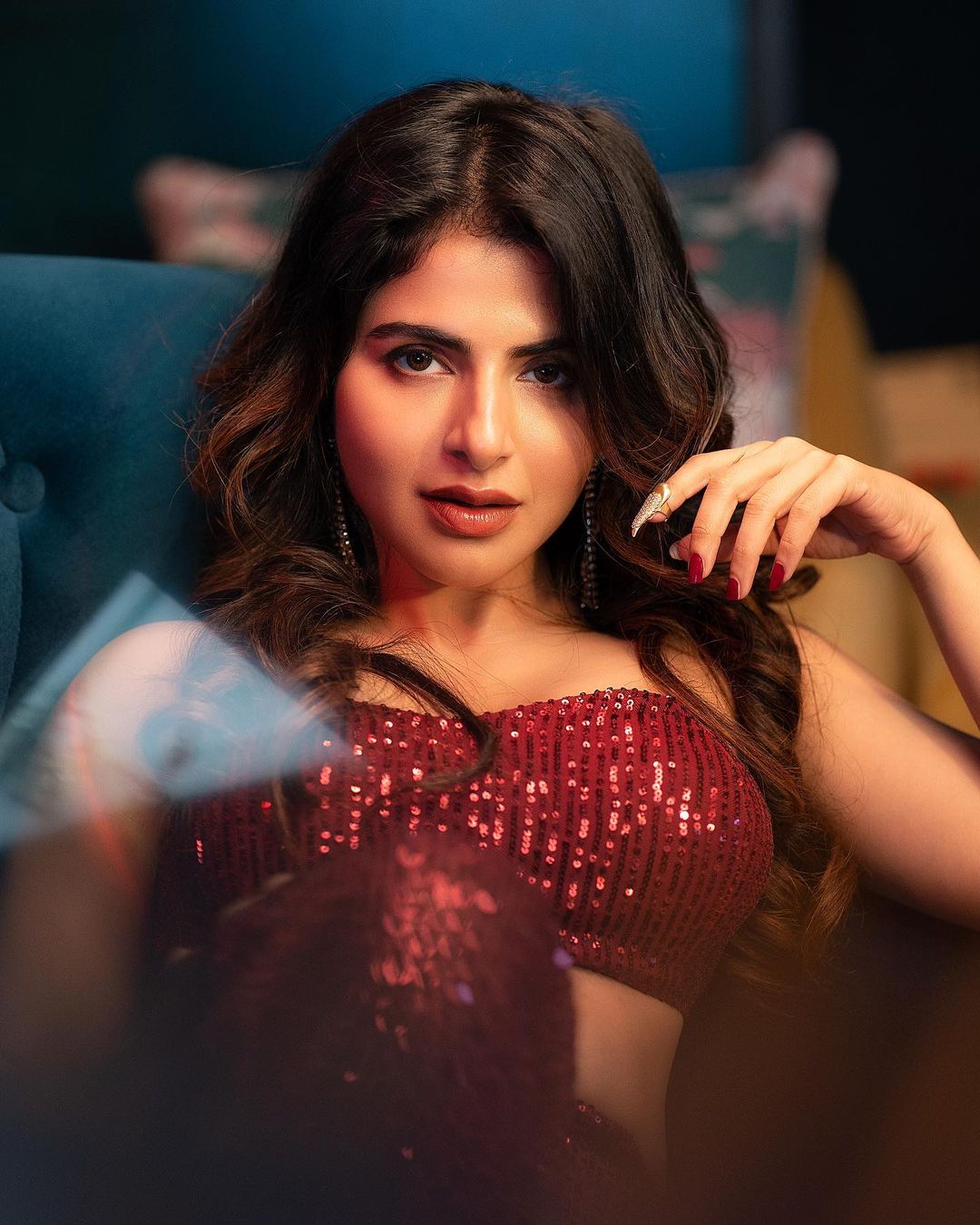 Iswarya Menon: సొగసైన అందాలతో అదరహో.. ఫొటోలు వైరల్..!