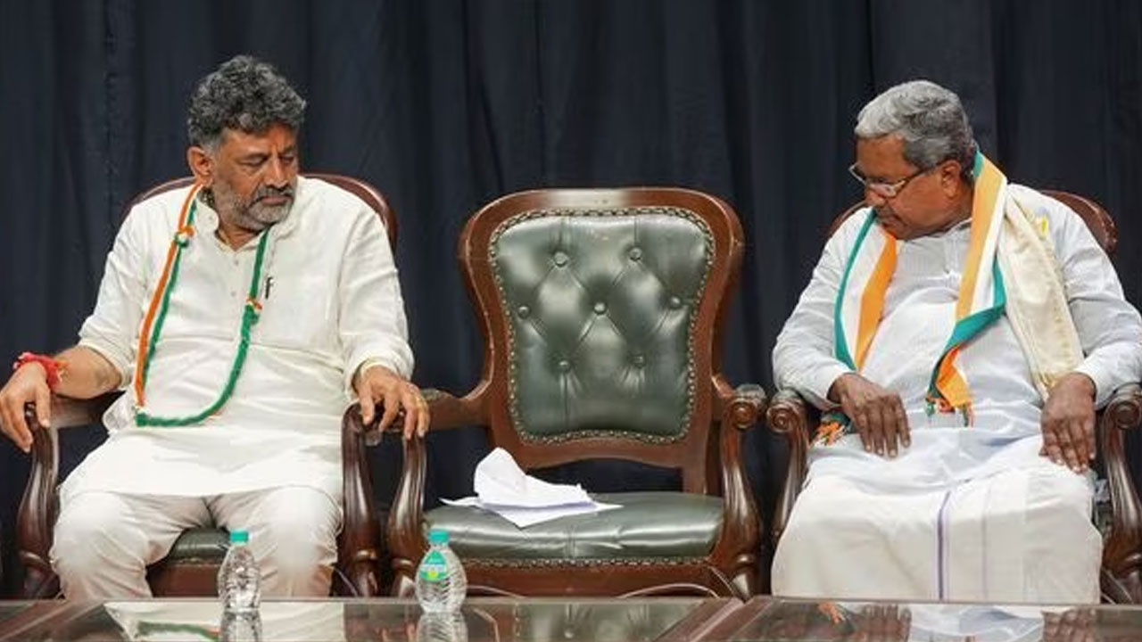 Karnataka CM Race : పెదవి కదపని సిద్ధరామయ్య